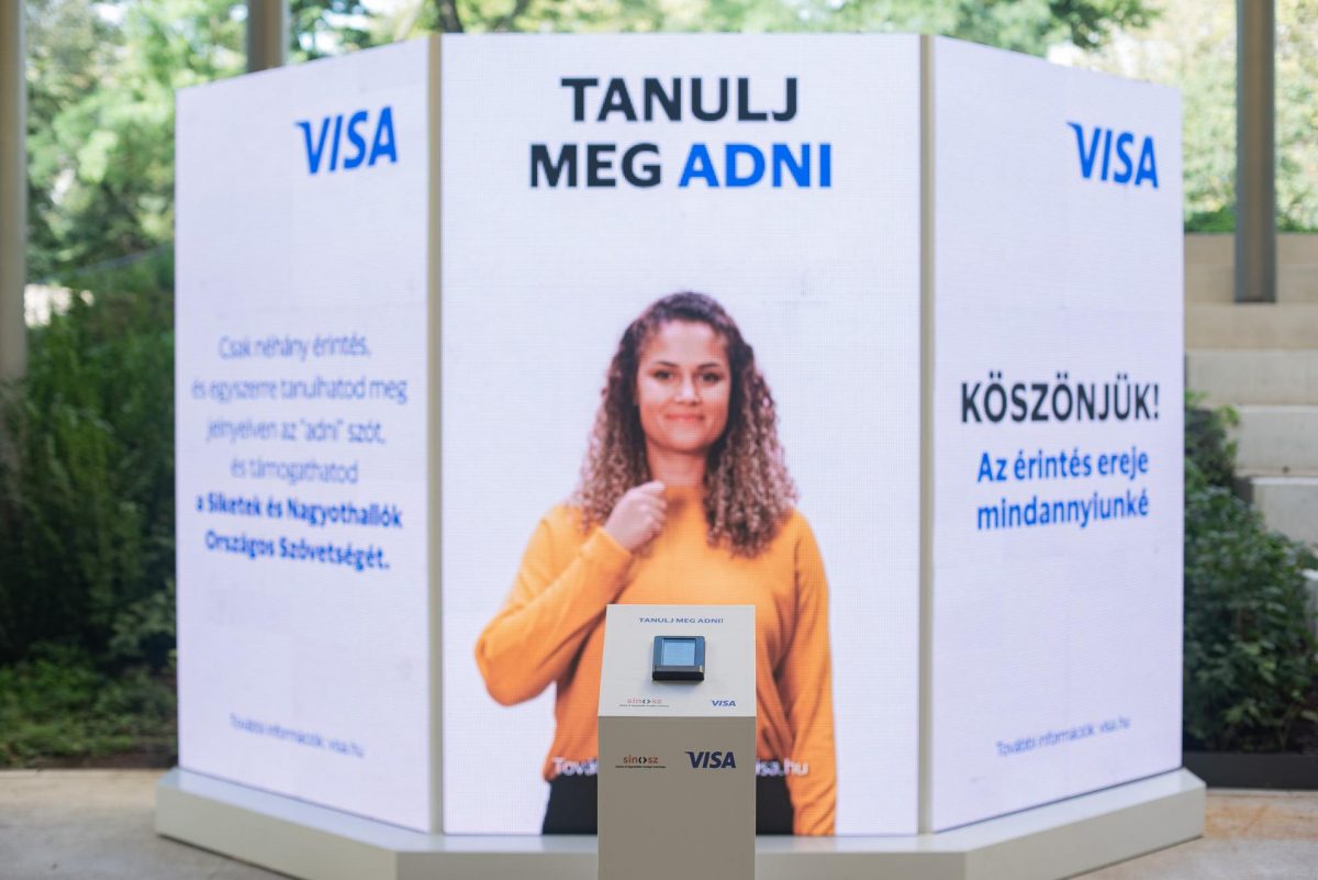 TANULJ MEG ADNI! – A Visa adományozási kampányt indított a SINOSZ javára a siketek világnapján