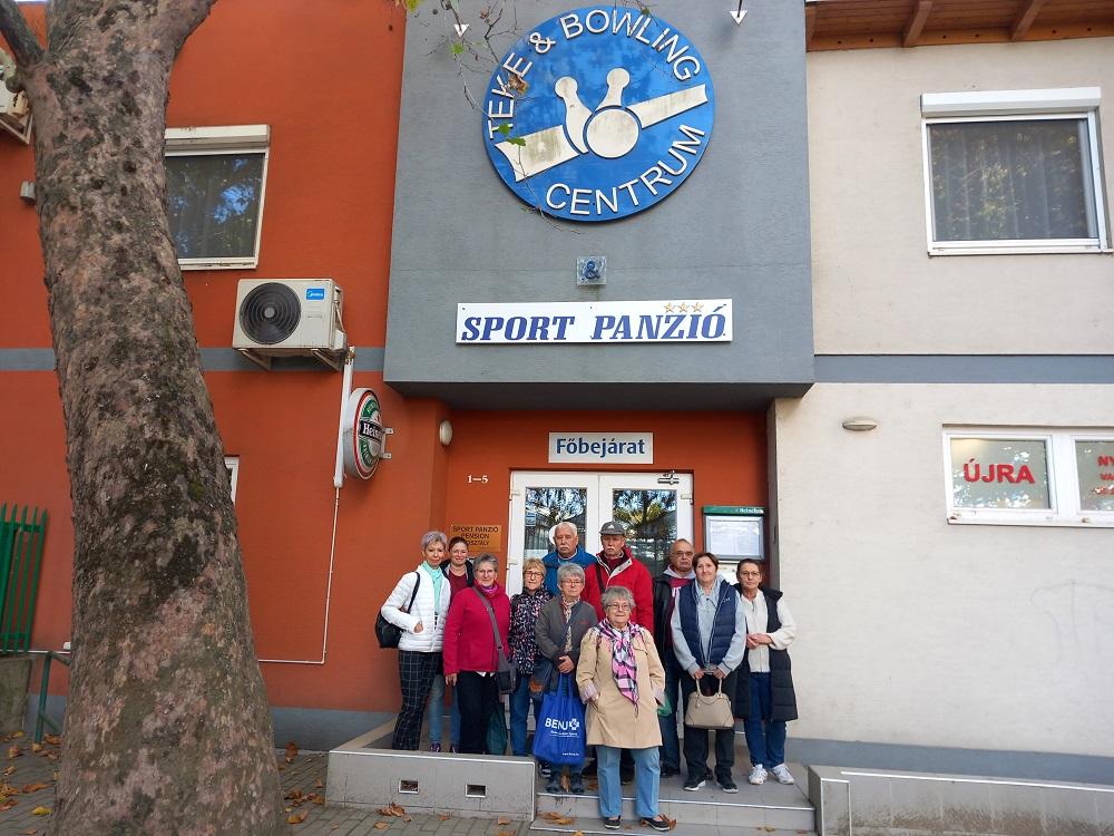 Bowlingmérkőzést tartottunk Szegeden